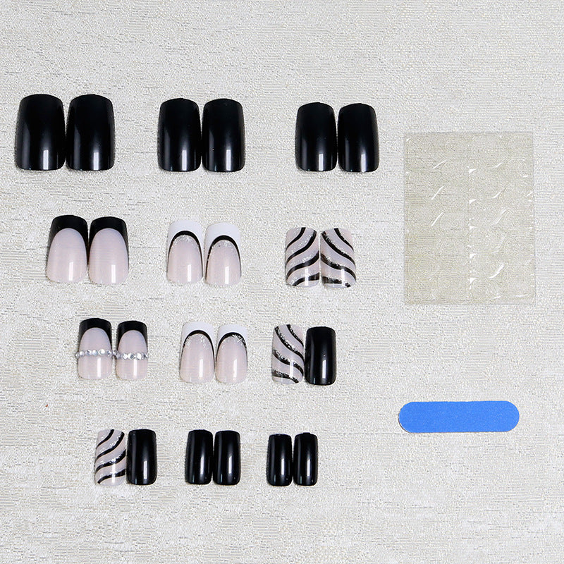 Artificial nail set with glamorous glitter and stripe designs Acalora