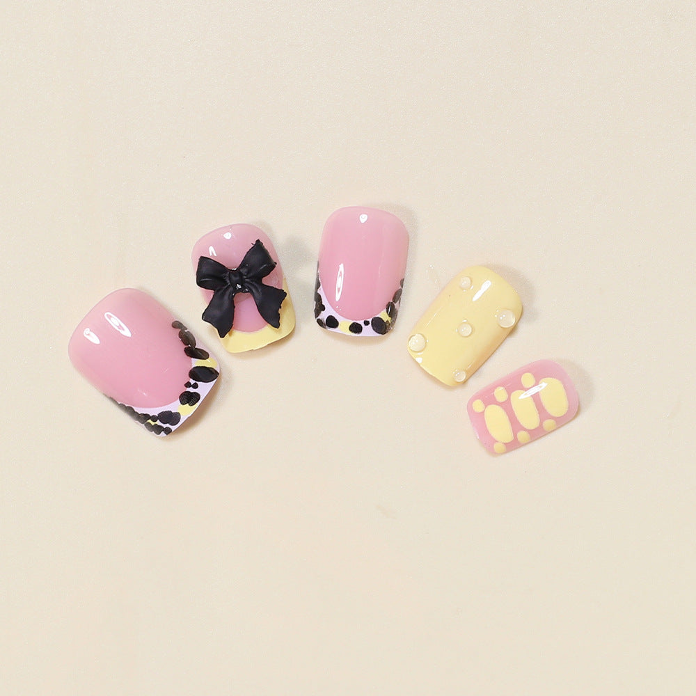 Creative Decorative Press-On Nail Set Acalora