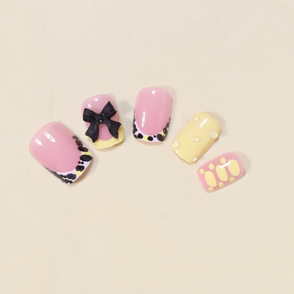 Creative Decorative Press-On Nail Set Acalora