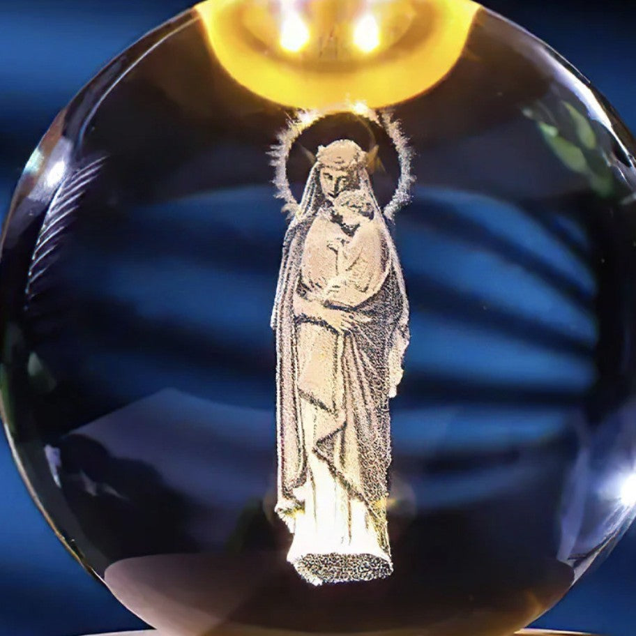 Skanto | Glowing Moon Crystal Ball