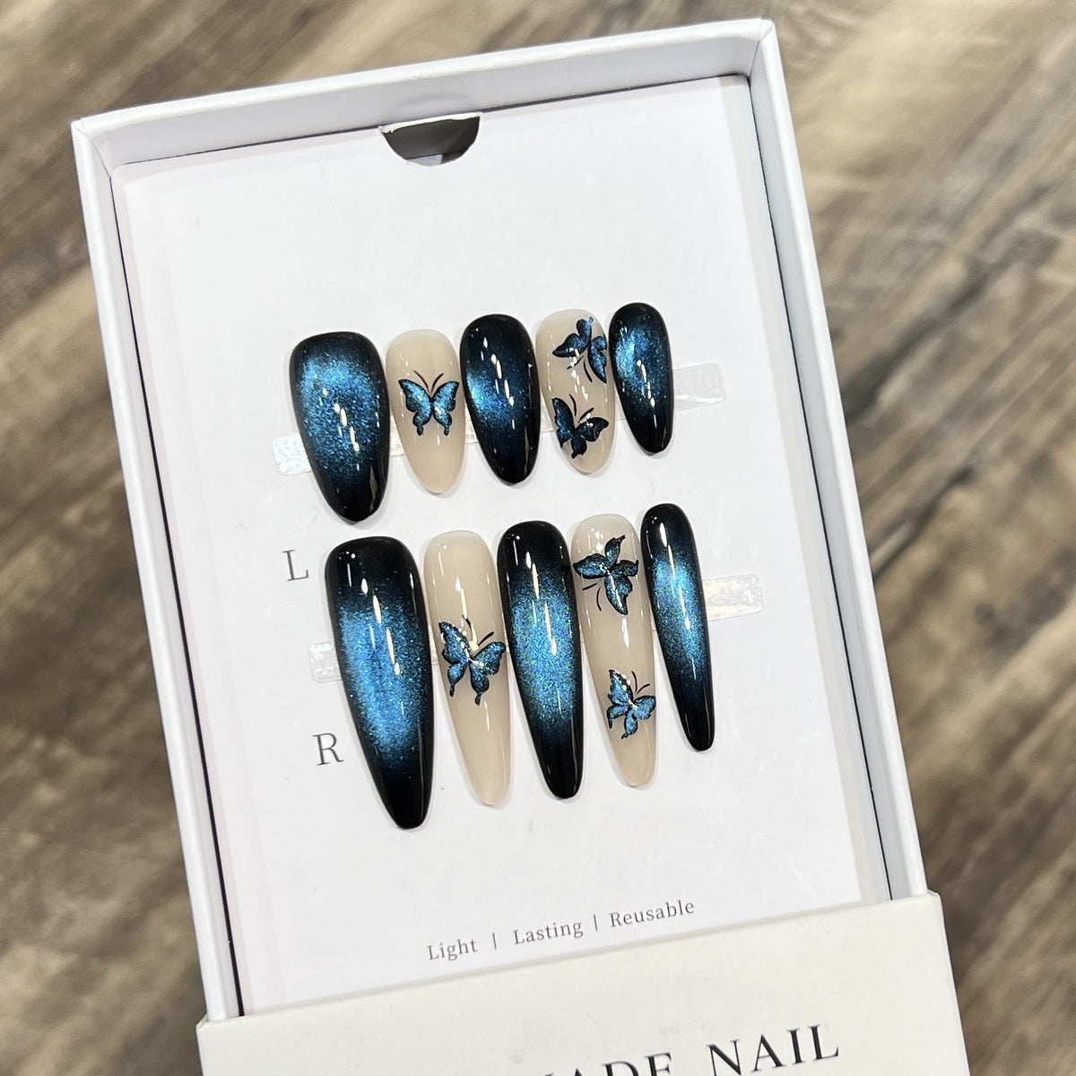 Artistic Butterfly-Accent Press-On Nail Set Acalora
