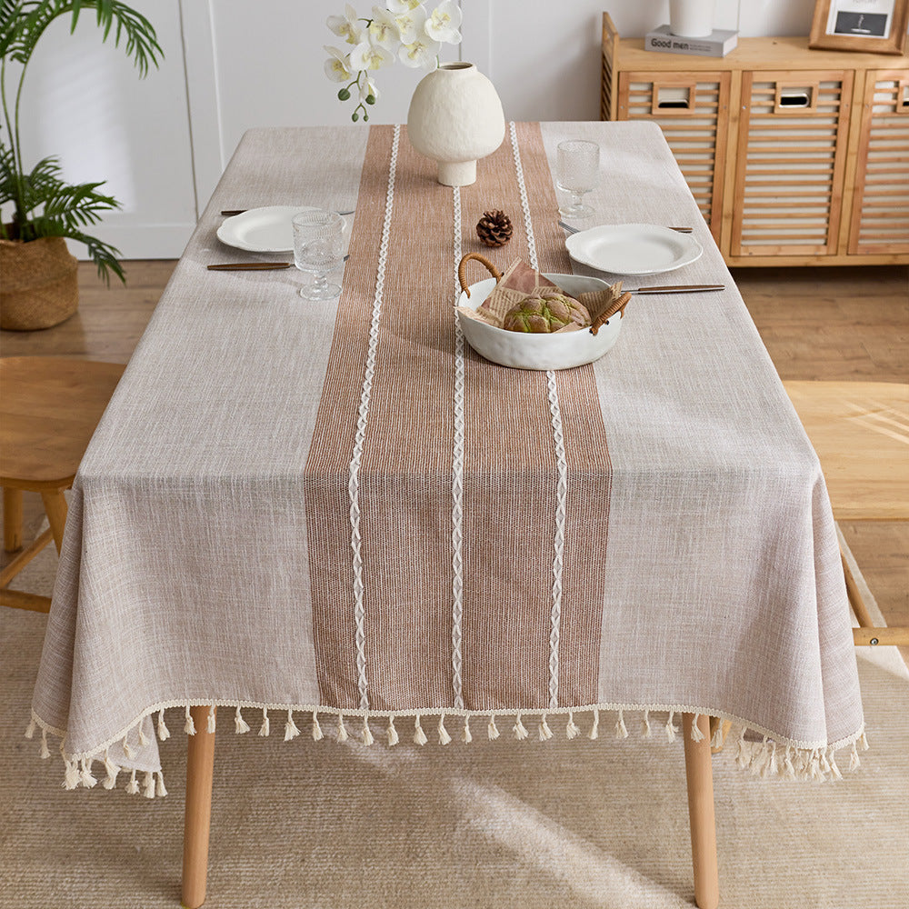 Elegant Dining Table Linen