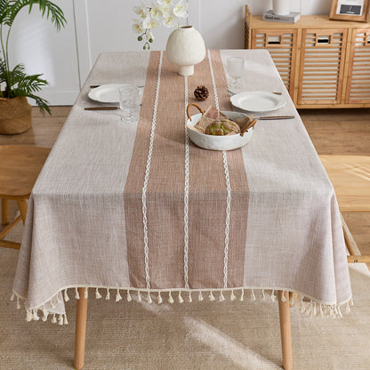 Elegant Dining Table Linen