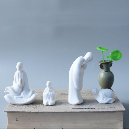 Decorative porcelain figure Acalora