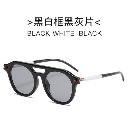 Ladies exclusive sunglasses with striking tortoiseshell pattern and sturdy frame Bowlift