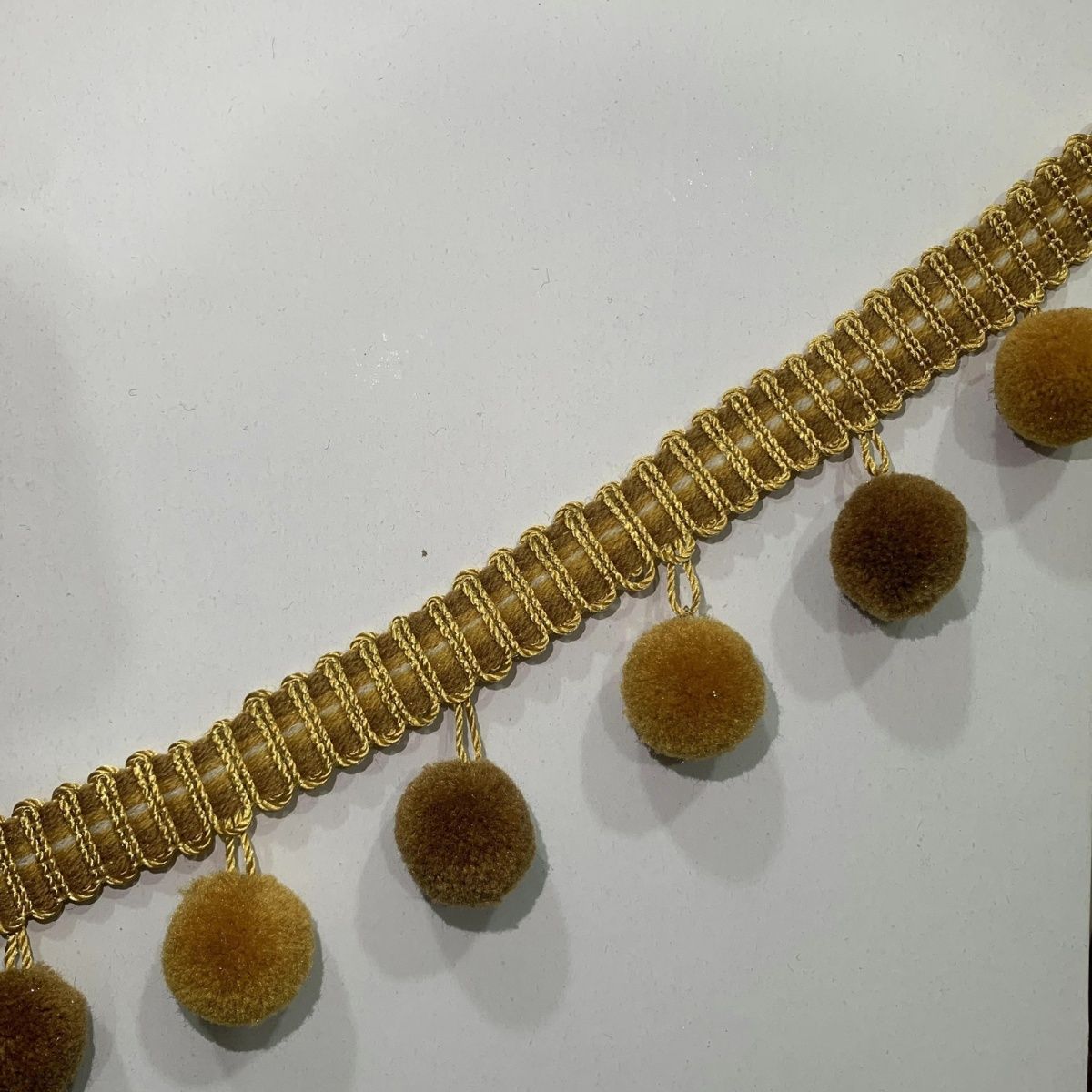 Decorative Pompon Belt Acalora