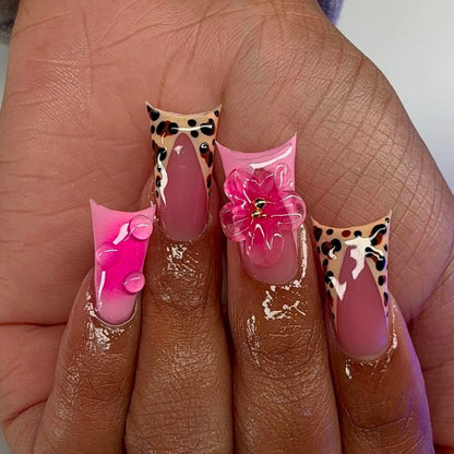 Artistic Nail Design Acalora