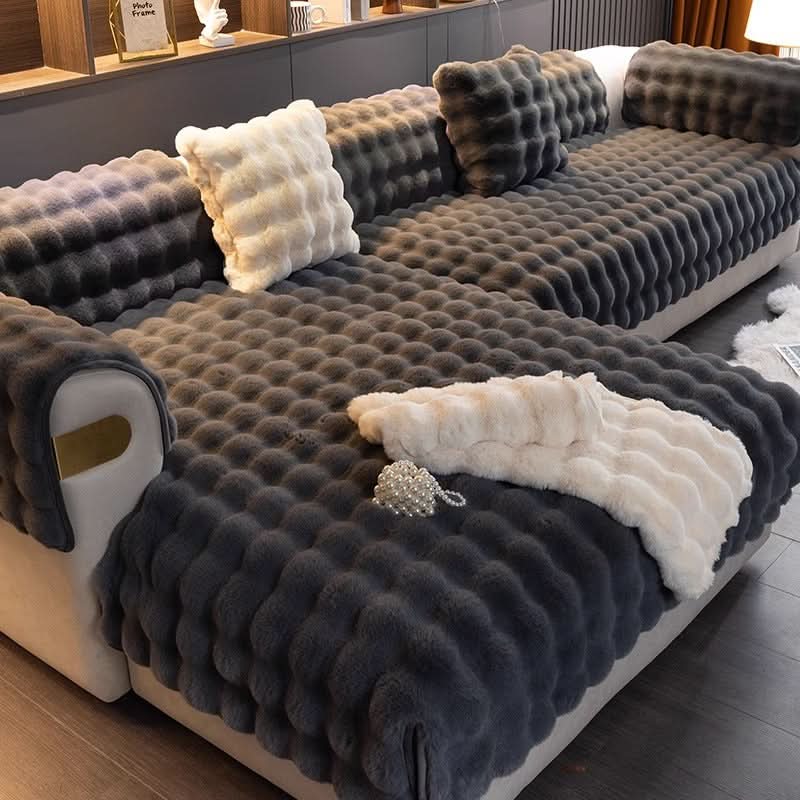 Skanto | Anti-Slip Sofa Cover for Pets & Family