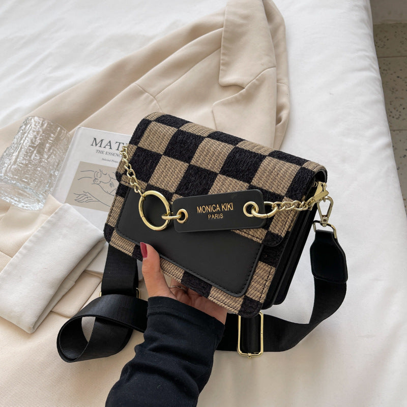 Stylish Checkered Crossbody Bag Acalora