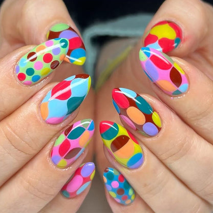 Artificial nails with colorful dot and color play Acalora