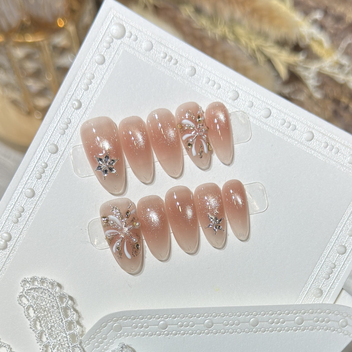 Elegant Press-On Nail Set with Decorative Star Accents Acalora