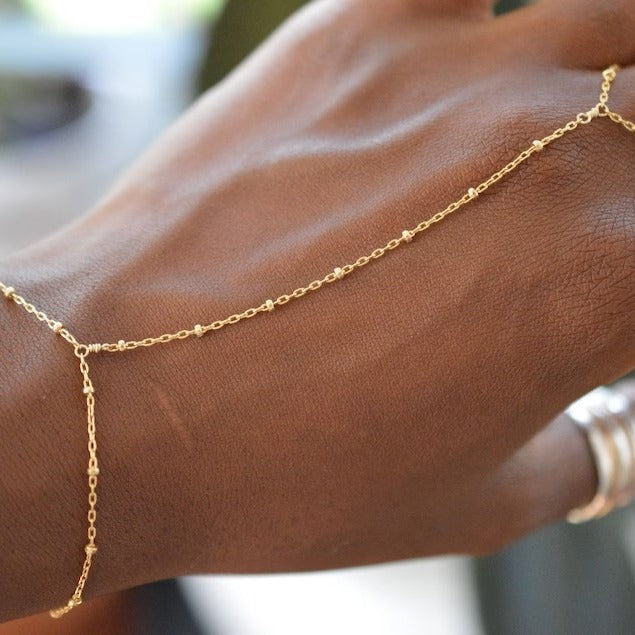 BowLift | Dainty Satellite Hand Chain