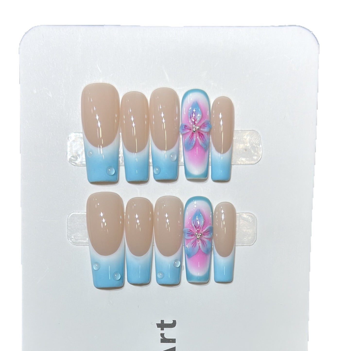 Floral-Accent Press-On Nail Set Acalora