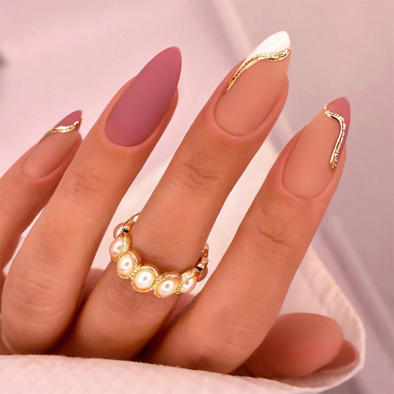 Stylish Press-On Nail Art Set with Elegant Gold Accents Acalora