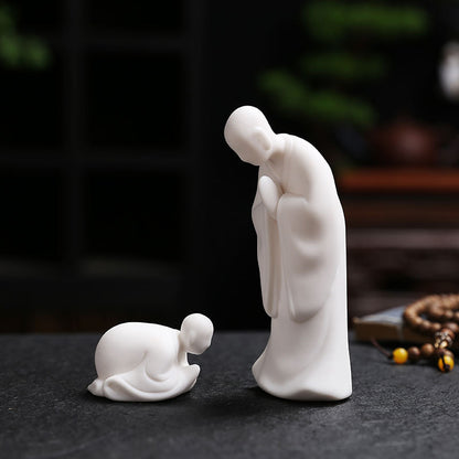 Elegant and modern Feng Shui sculpture Acalora