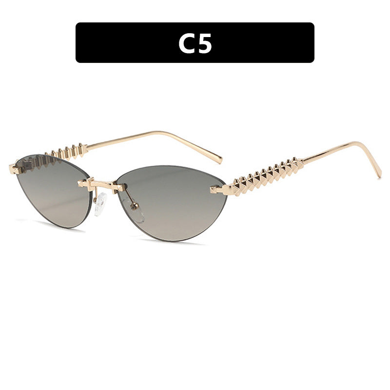 Women's sunglasses in a modern, geometric design with a stylish metal frame and UV protection Karnz