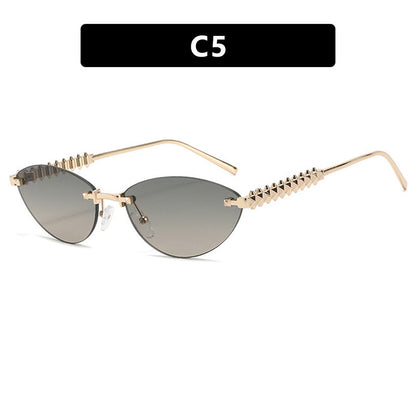 Women's sunglasses in a modern, geometric design with a stylish metal frame and UV protection Karnz