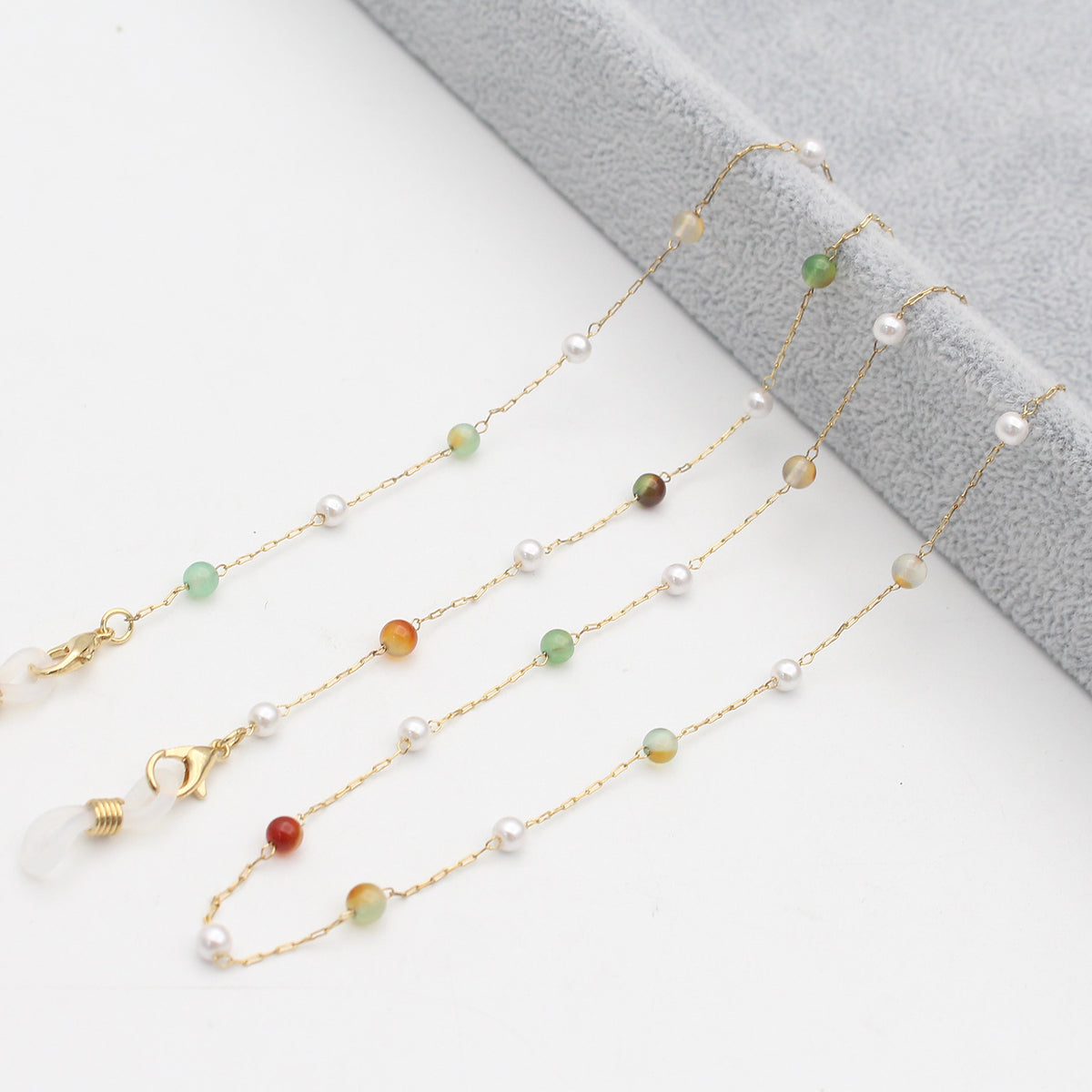 Elegant Multi-Color Eyewear Chain Acalora