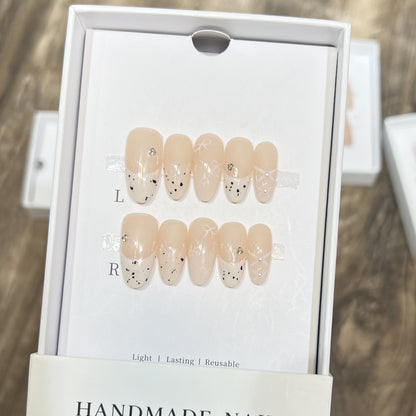 Handmade Decorative Press-On Nail Set Acalora