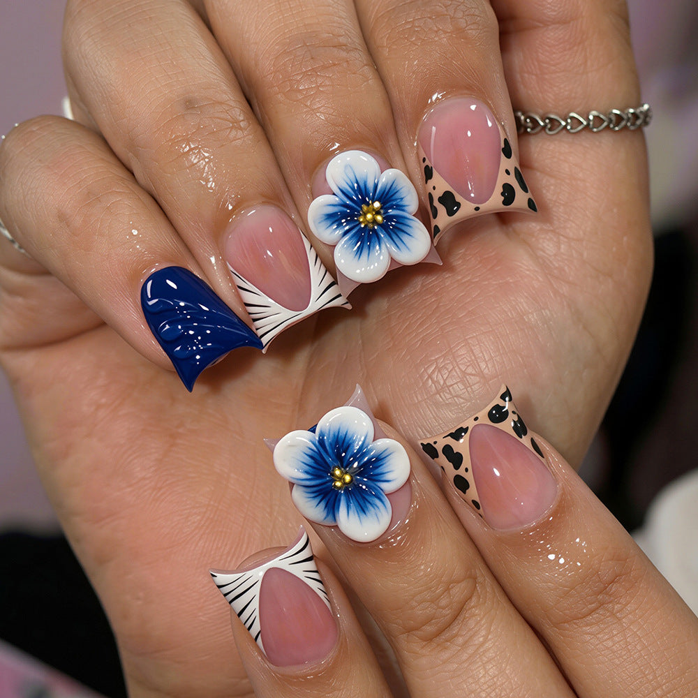 Floral Accented Nail Art Set Acalora