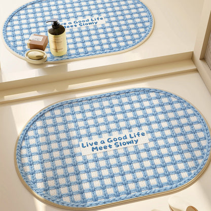 Heart-Patterned Bathroom Mat