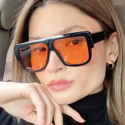 Women's square sunglasses with distinctive frame Karnz