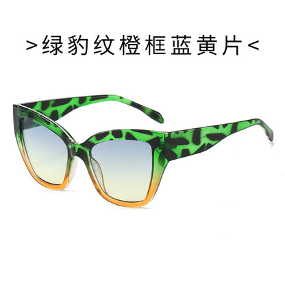 Women's Fashion Sunglasses in Trendy Tortoiseshell Design Bowlift