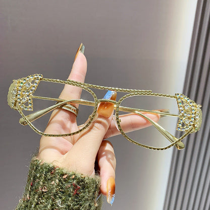 Women's Luxury Sunglasses with Elegant Butterfly Detail Bowlift