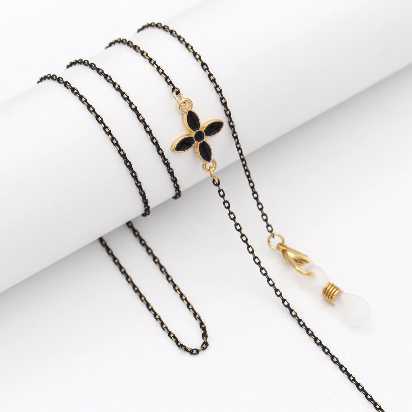 Elegant Pearl-Accented Eyewear Retainer Chain Acalora