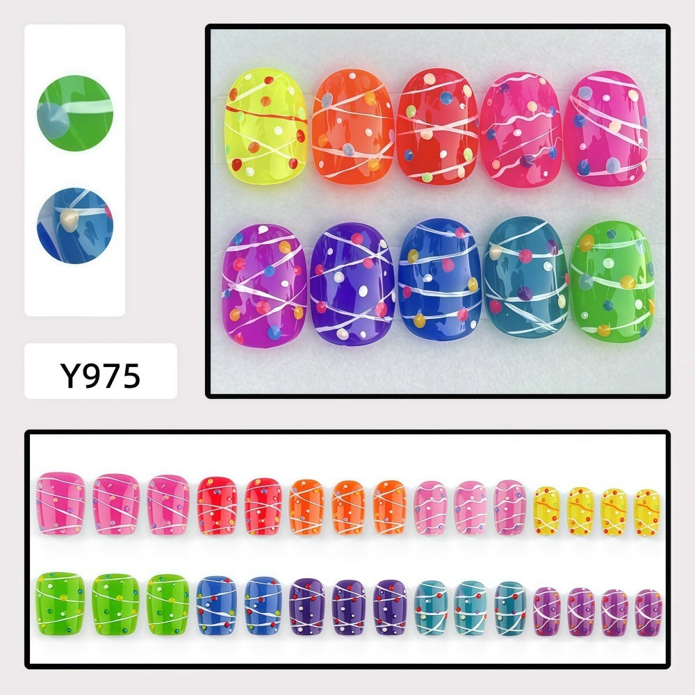 Colorful playful design artificial nails Acalora