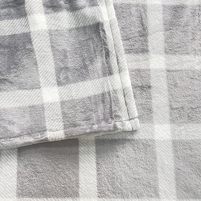 Plush Decorative Throw Blanket