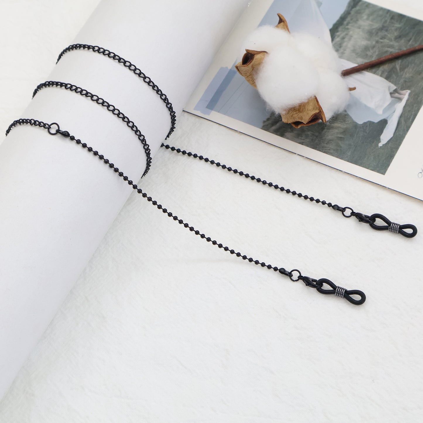 Beaded Eyewear Retainer Chain Acalora