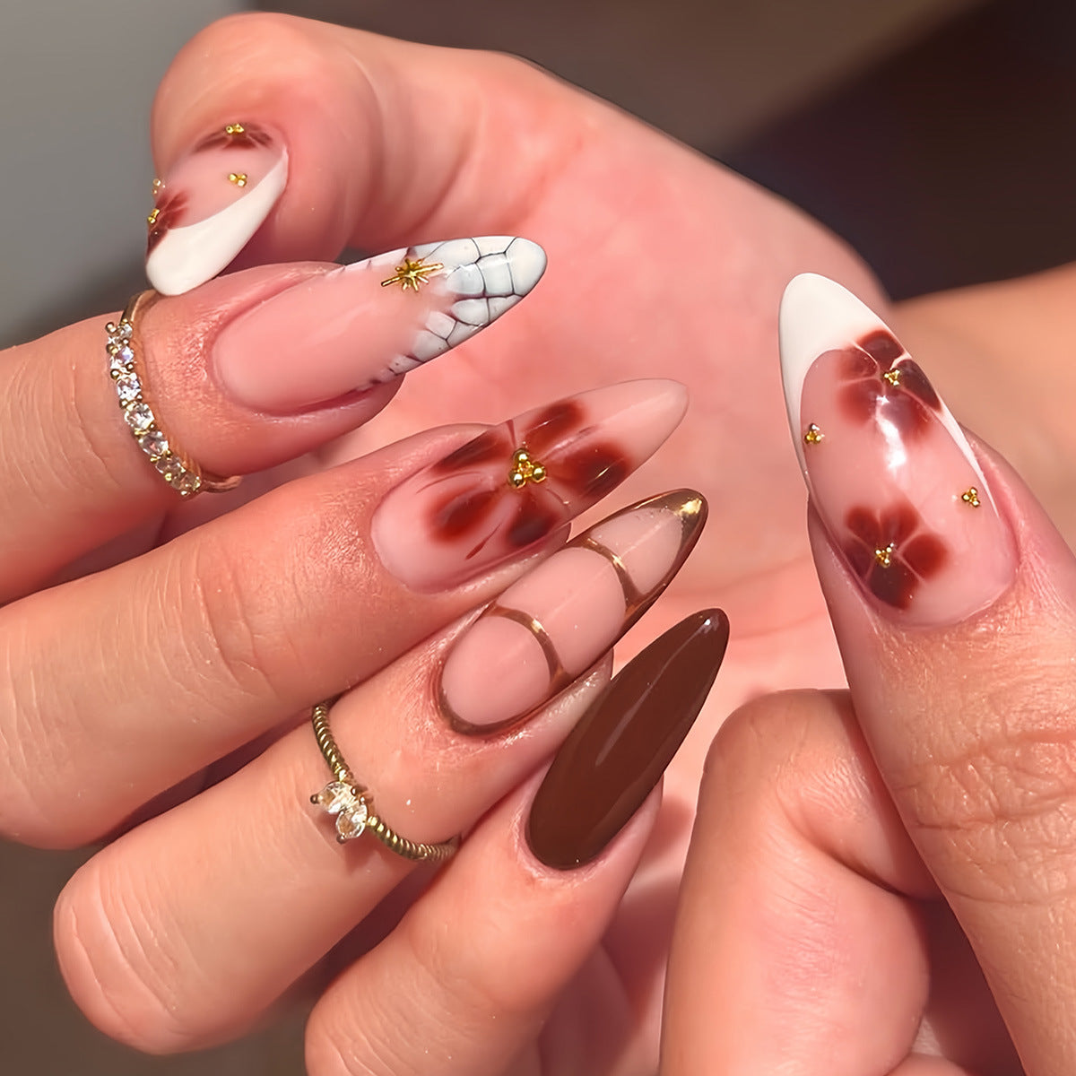 Artistic Elegant Press-On Nails Acalora