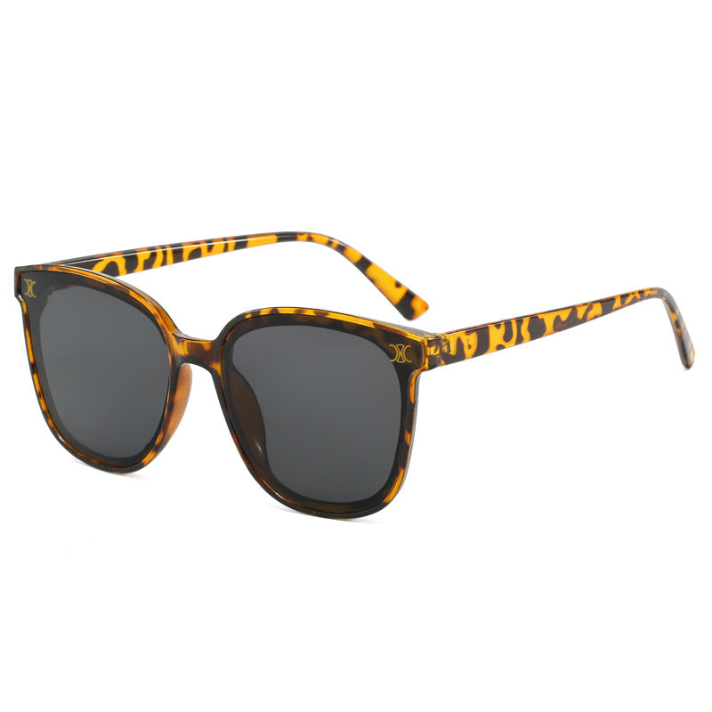 Ladies fashionable oversized sunglasses with high UV protection Bowlift