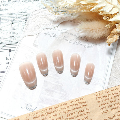 Artificial nails with elegant gloss and glitter accents Acalora