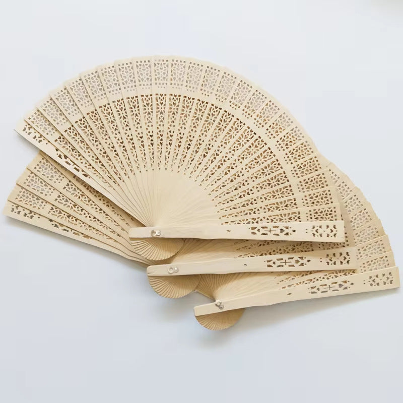 Women's handcrafted fan Kalsten
