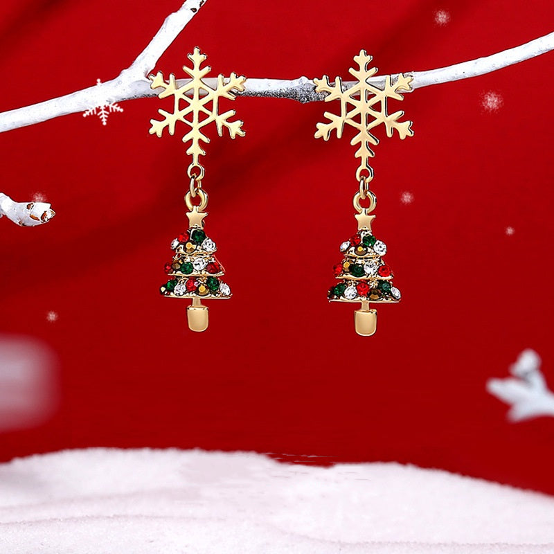 Skanto | Christmas Asymmetrical Earrings