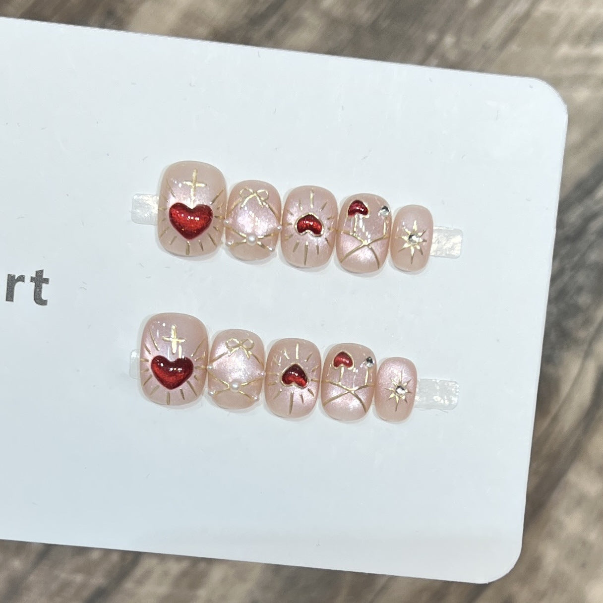 Artistic Heart-Themed Press-On Nail Art Set Acalora