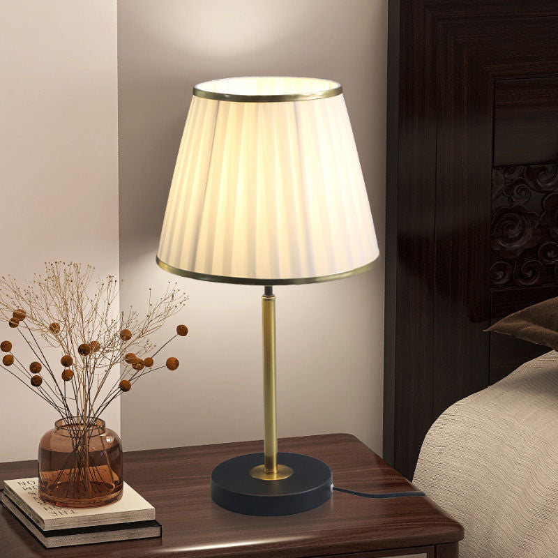 Modern Minimalist Table Lamp Design