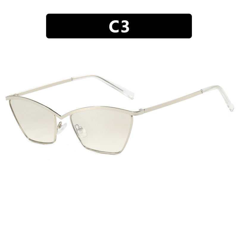 Women's sunglasses in avant-garde cat-eye design Bowlift