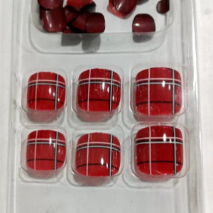 Decorative Checkered Press-On Nail Set Acalora