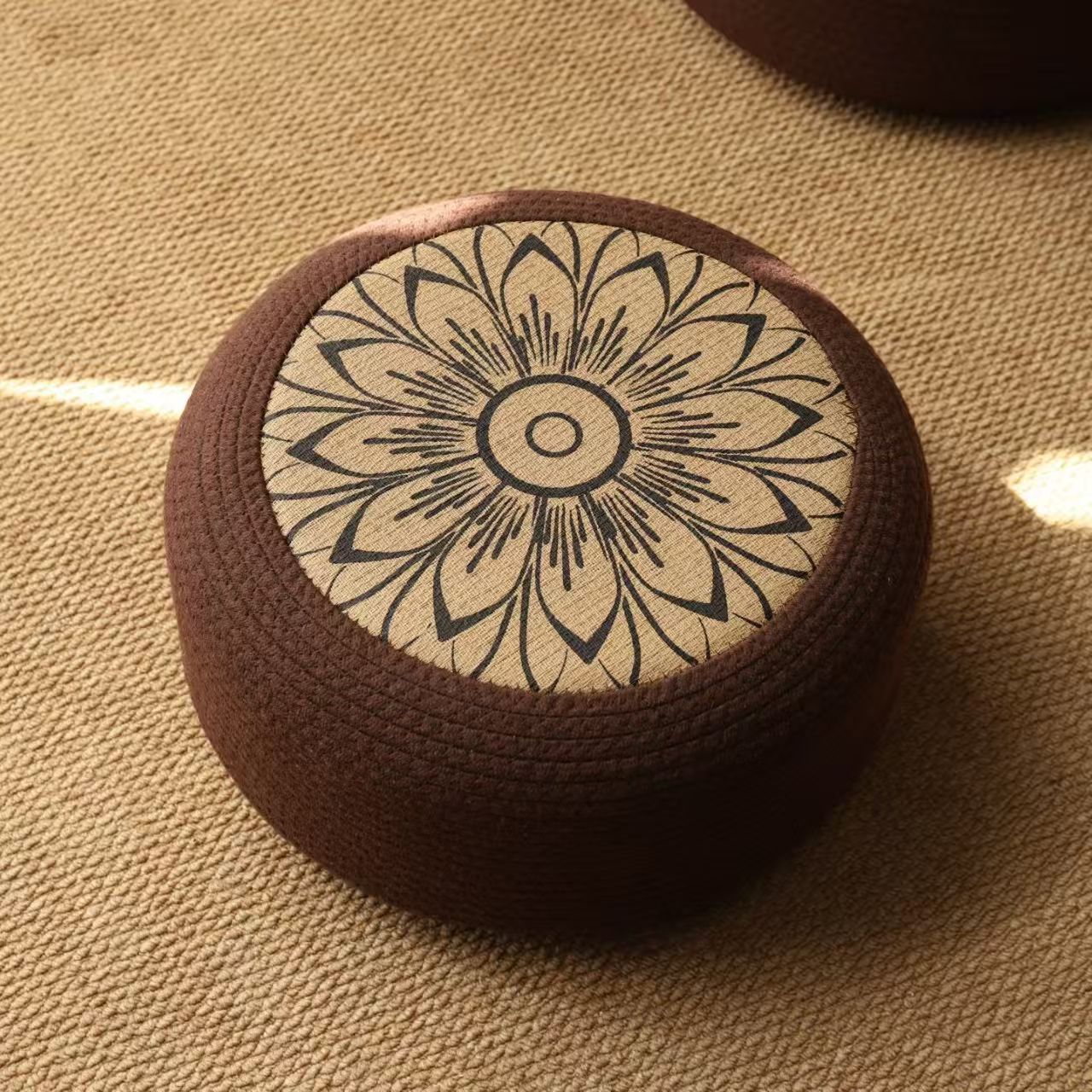 Decorative seating pouf with stylish floral design Acalora