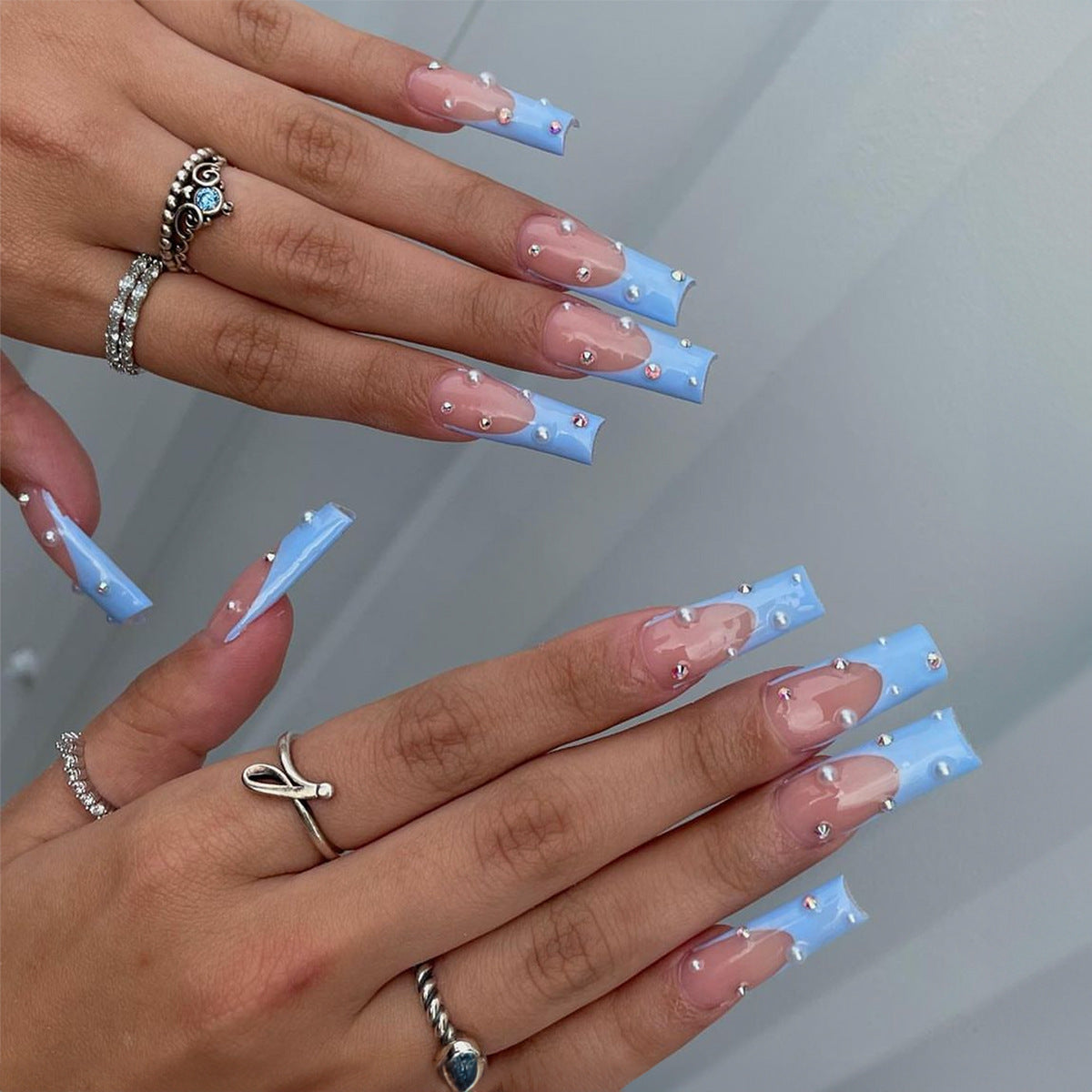 Premium Decorative Press-On Nail Set with Elegant Blue Tips and Jewel Accents Acalora