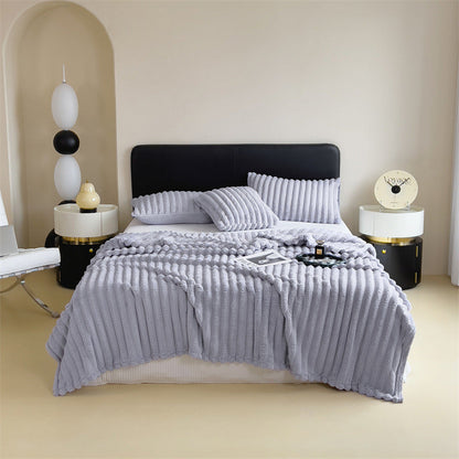 Women's Plush and Decorative Throw Blanket Karnz