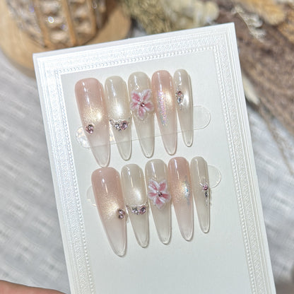 Artistic Floral-Accent Press-On Nail Set Acalora