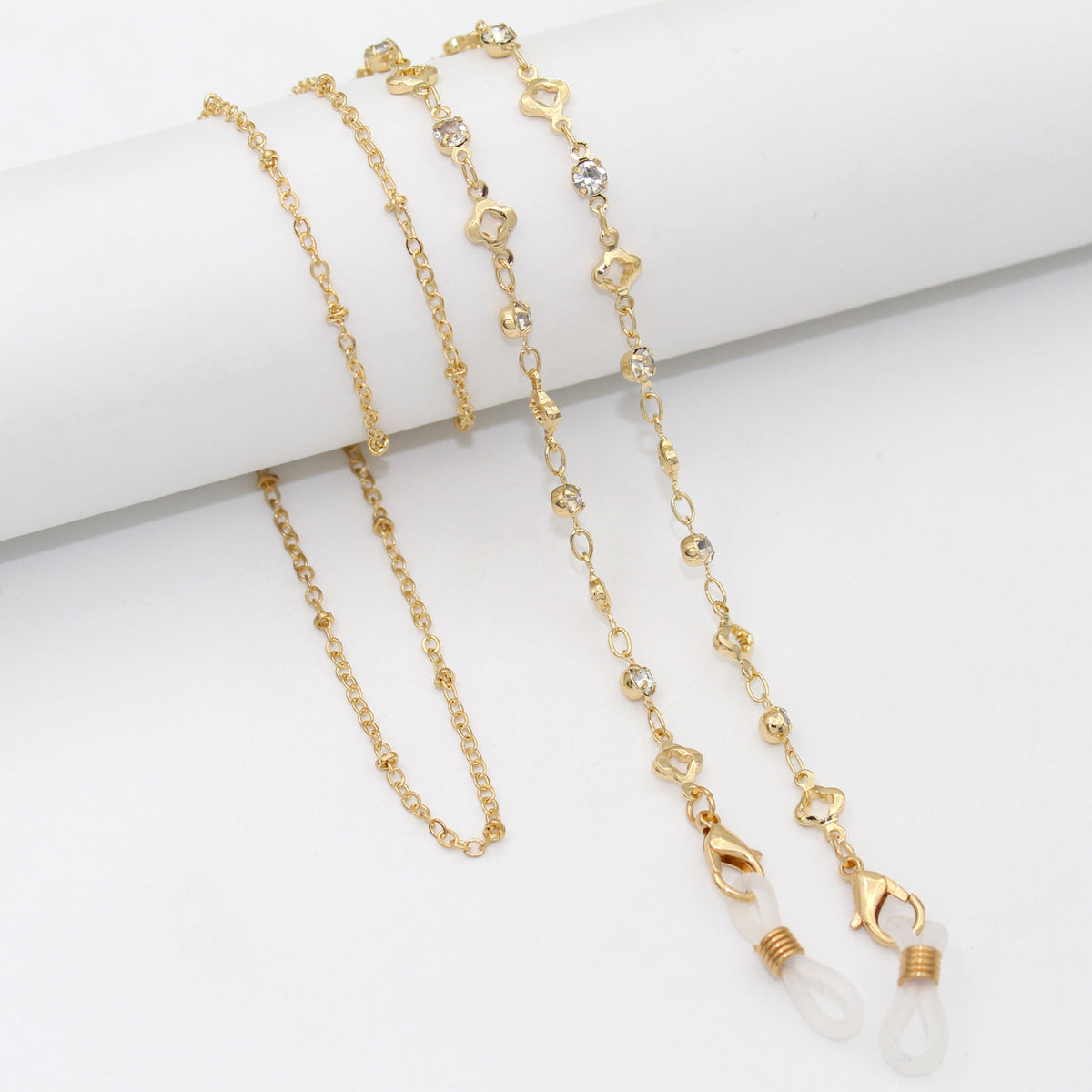 Elegant Star-Linked Eyewear Chain Acalora