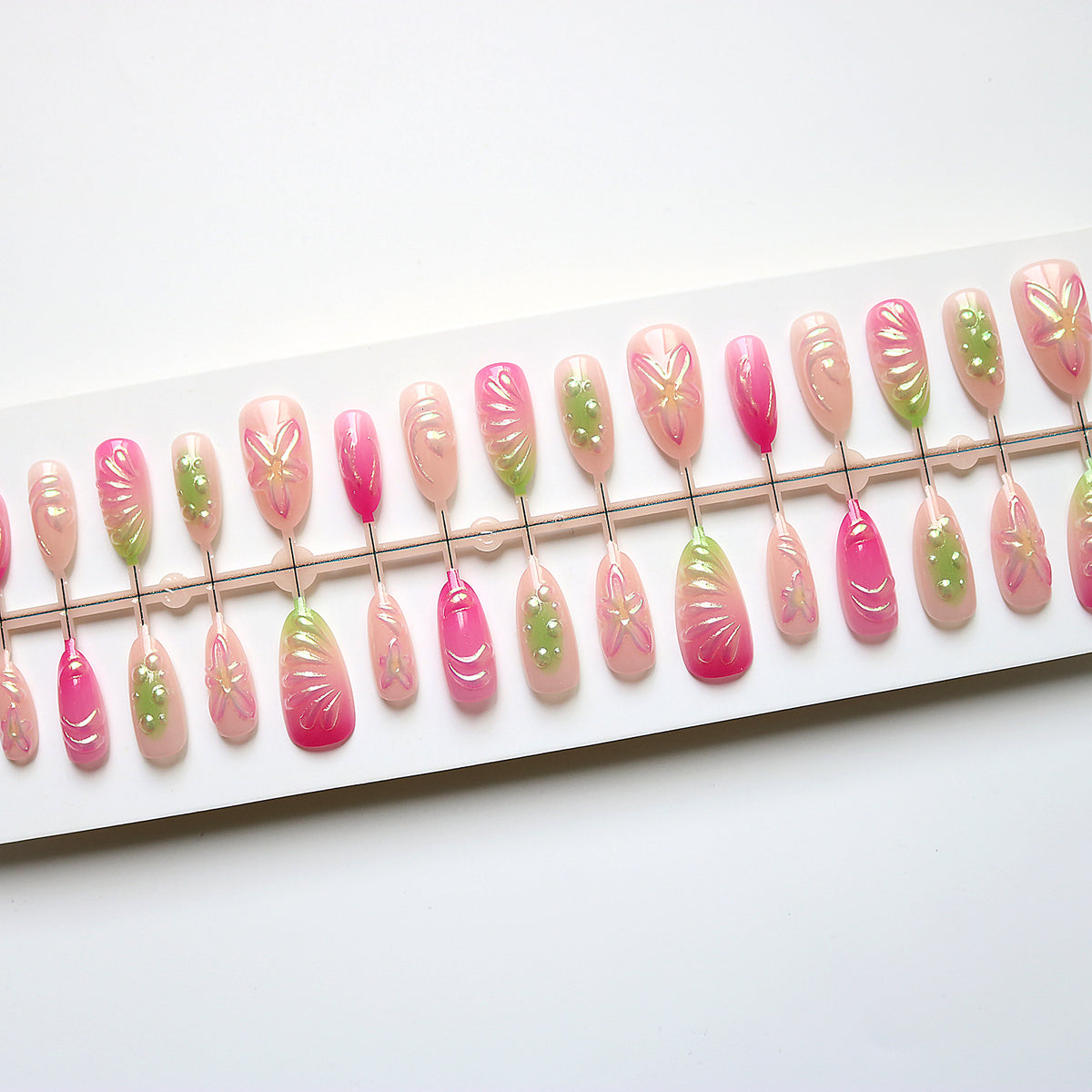 Artistic Nail Art Acalora