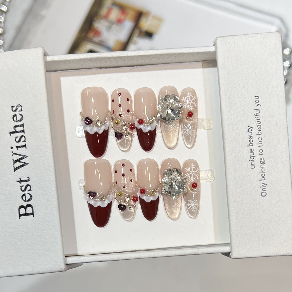 Festive-Themed Press-On Nail Art Set Acalora