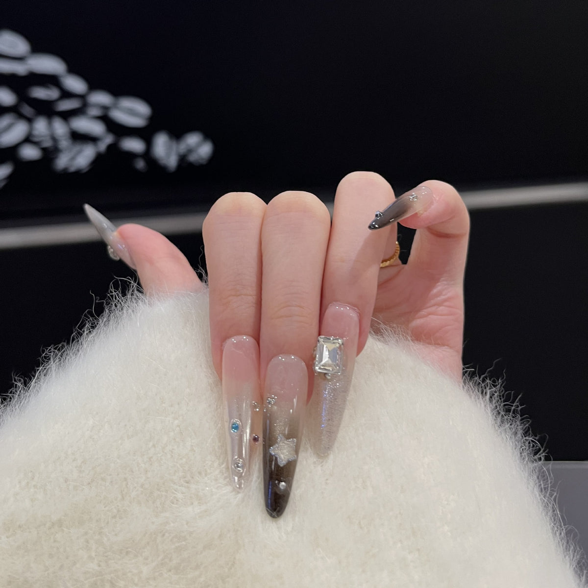 Artistic Stiletto Press-On Nail Set with Decorative Rhinestones Acalora