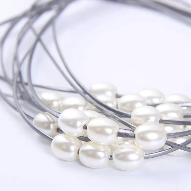 Decorative curtain holder with bead accent Acalora